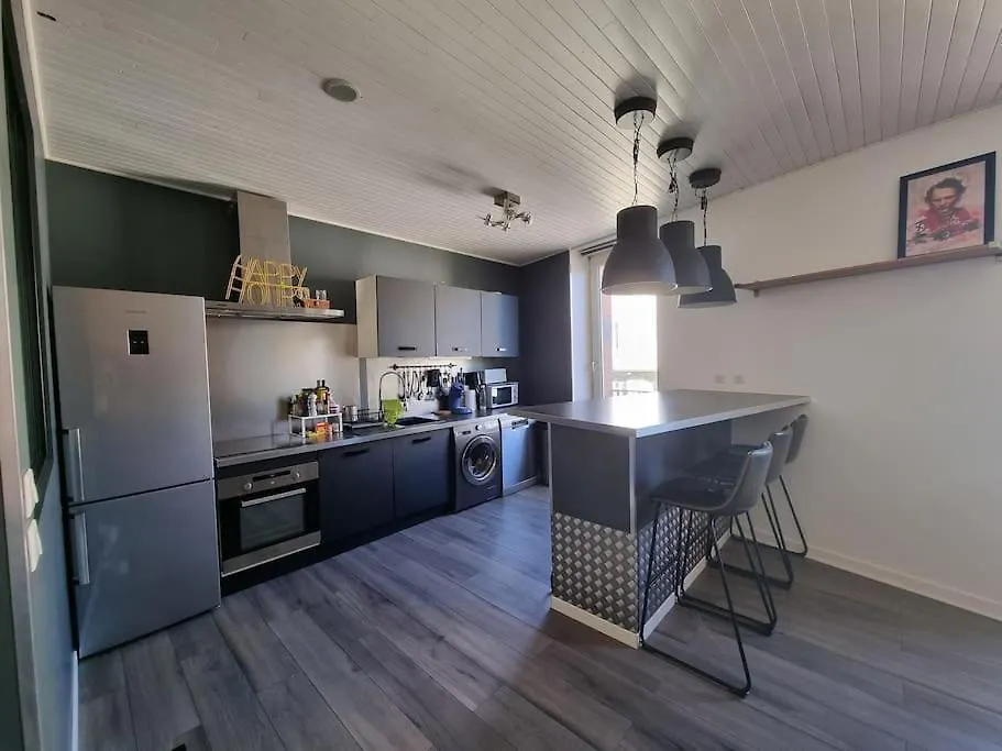 Le Claussat #Hypercentre #Parking Apartment Chamalieres
