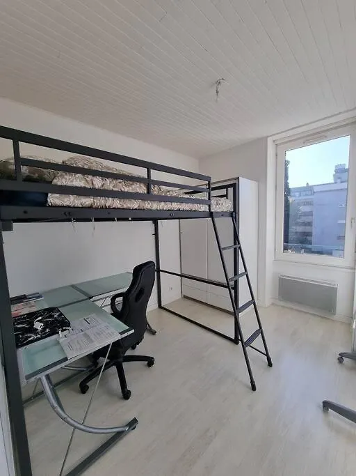 Le Claussat #Hypercentre #Parking Apartment Chamalieres France
